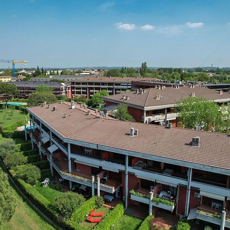 Breeze Apartment Десенцано дел Гарда Екстериор снимка