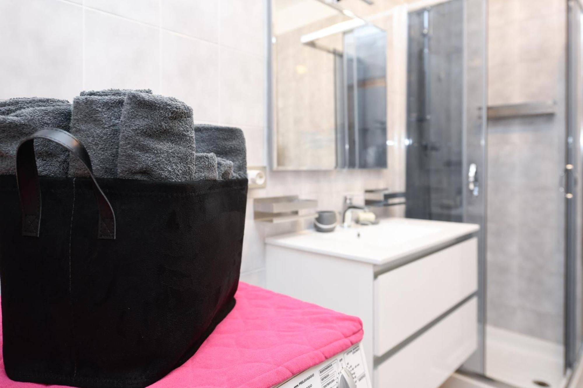 Breeze Apartment Десенцано дел Гарда Екстериор снимка
