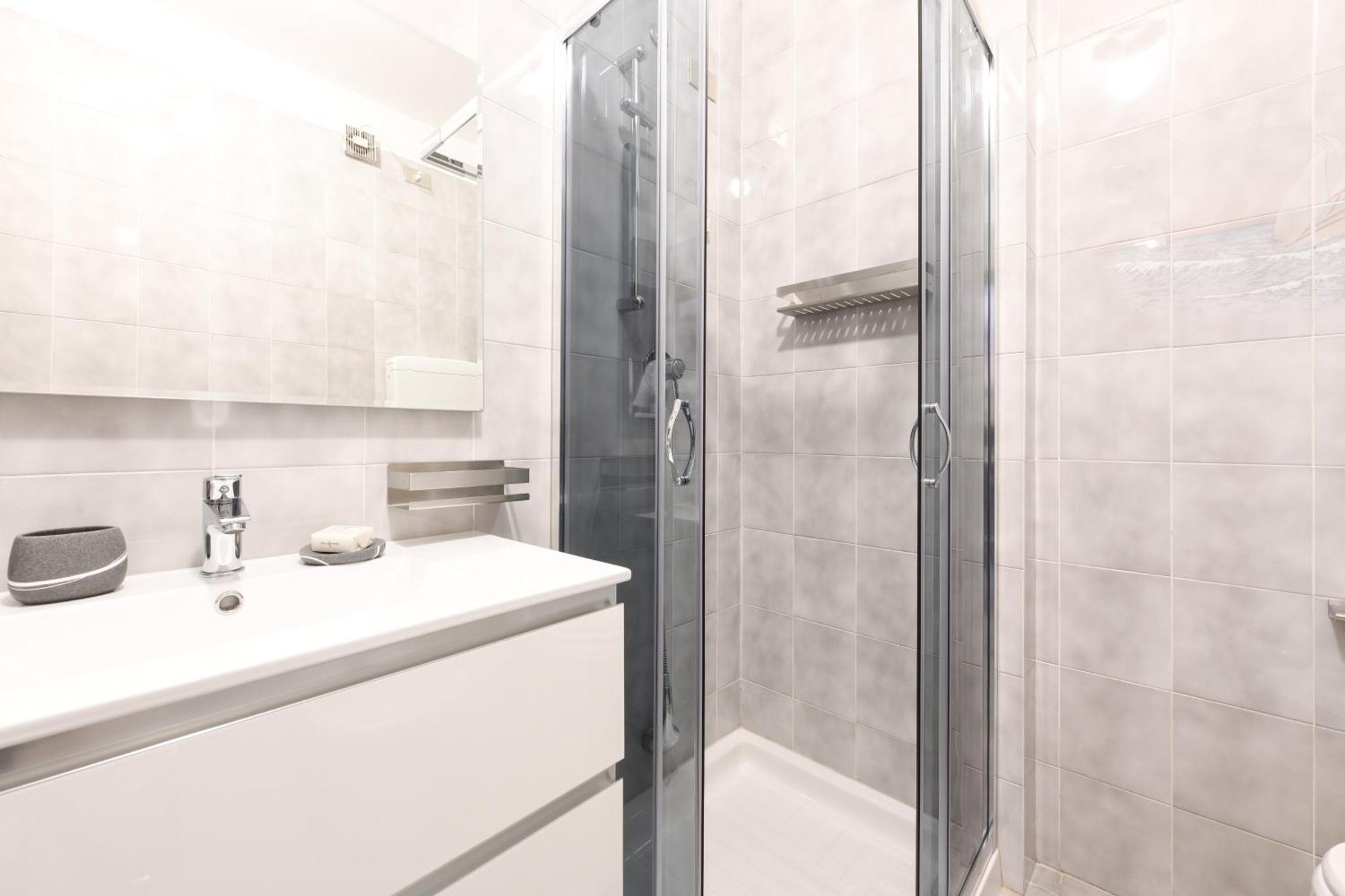 Breeze Apartment Десенцано дел Гарда Екстериор снимка